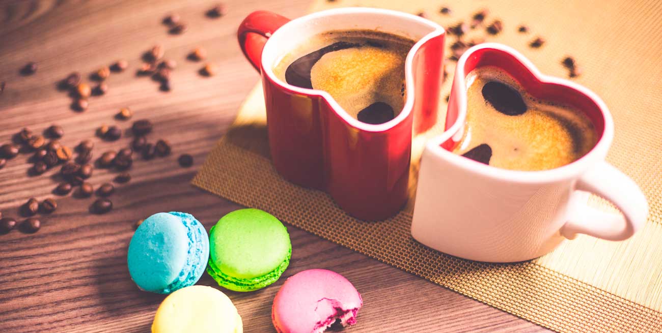 Cómo preparar bien el café con cafetera de émbolo - Cafés Baqué